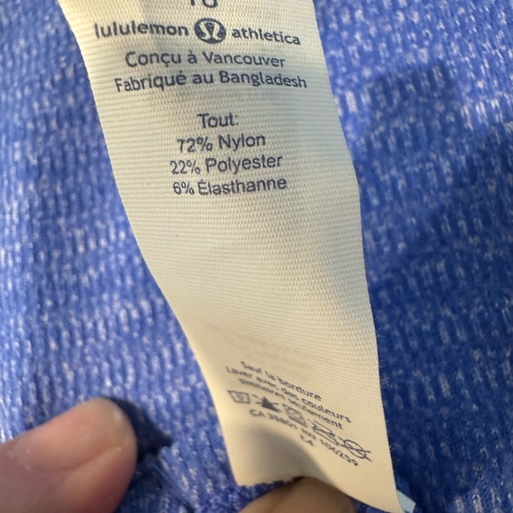 Lululemon Vinyasa Scarf. Blue with snaps - Picture 7 of 9